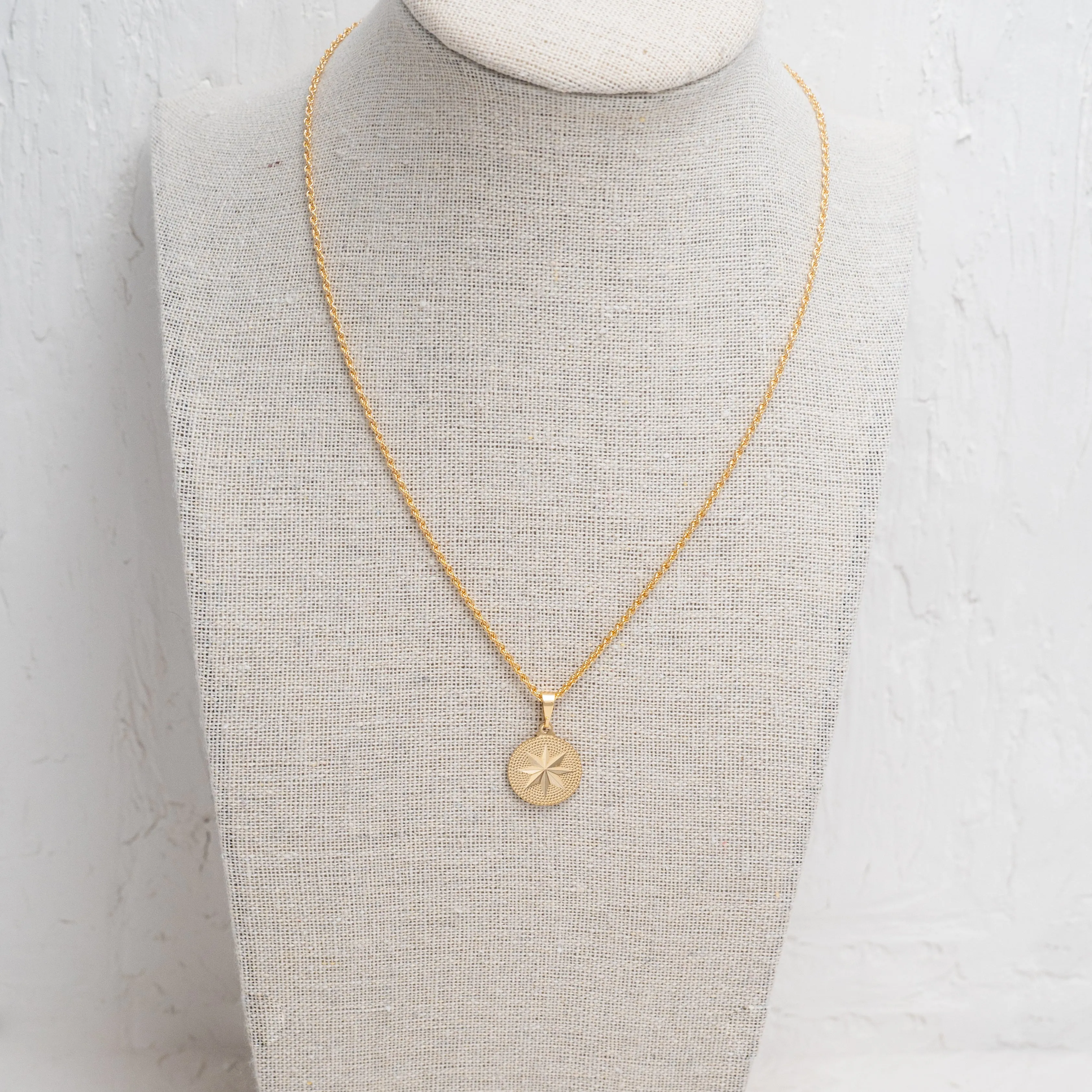 8 Point Star Circle Charm Necklace