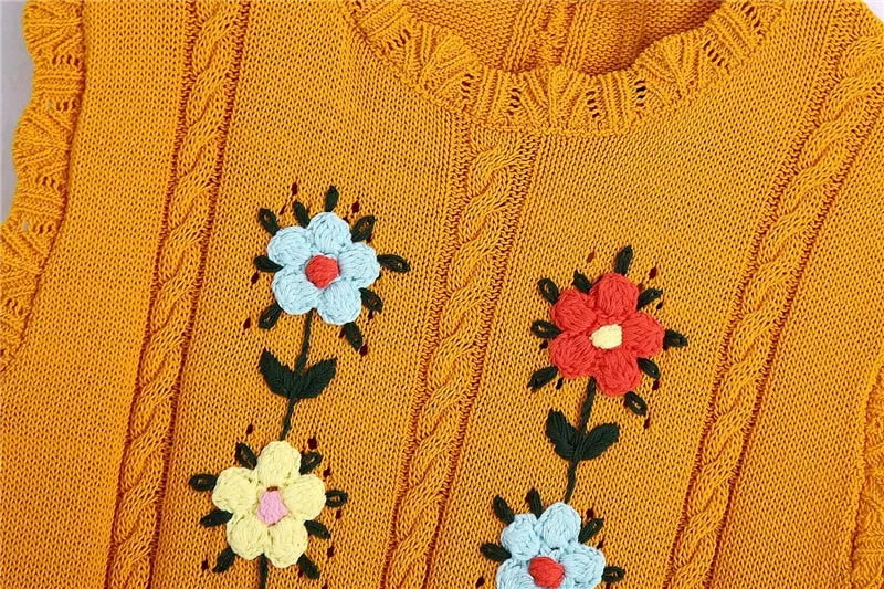 FLORAL EMBROIDERY VEST