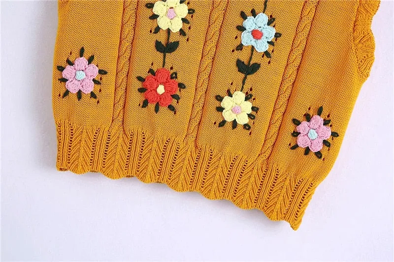 FLORAL EMBROIDERY VEST