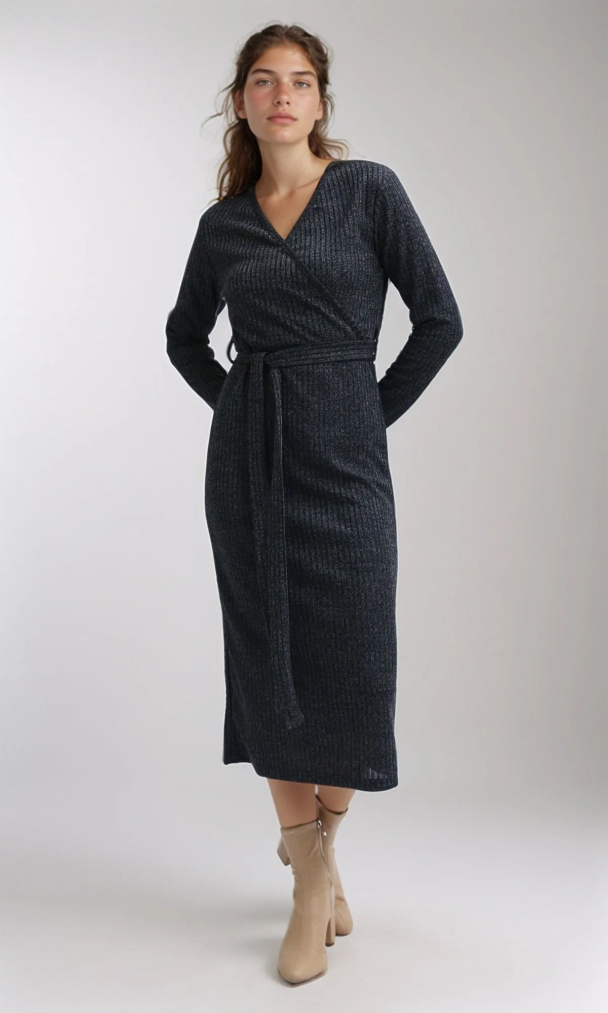 O201113 - Long Sleeves Knit Dress With Elegant Belt - Heather Dark Grey
