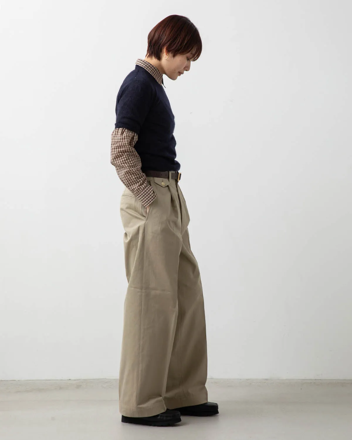 WASHED FINX CHINO ONE-TUCK PANTS